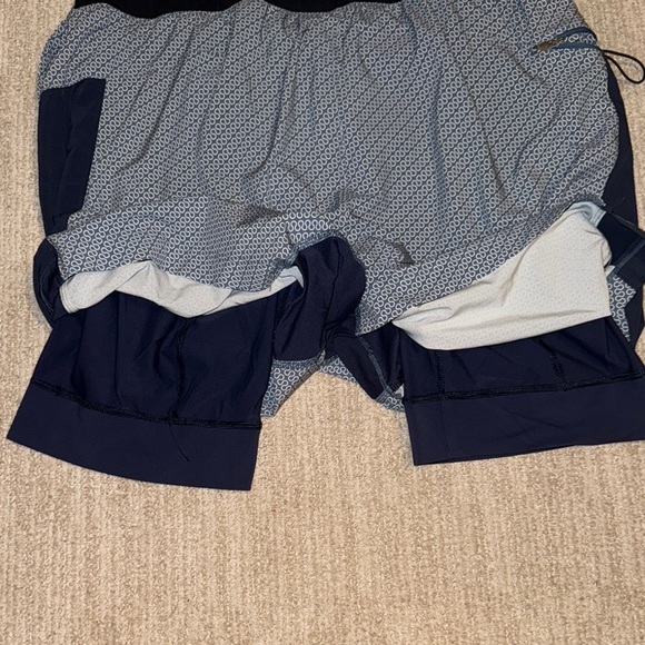Lululemon Namaste At The Beach Shorts II Deep Navy Men's Size M - Picture 8 of 9